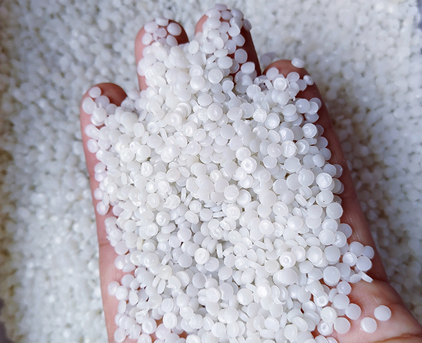 徐州中空吹塑桶HDPE专用颗粒